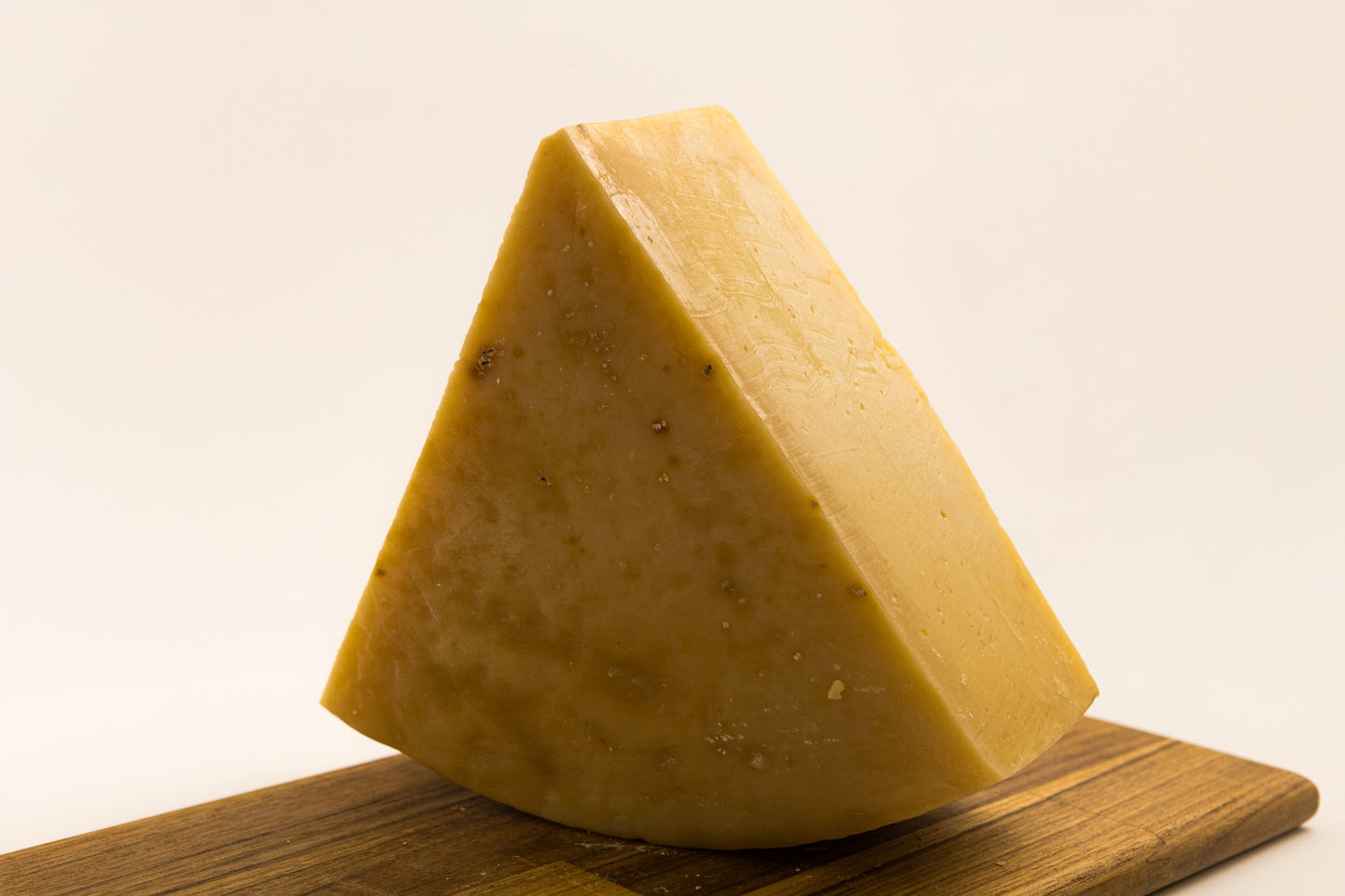 Queijo Tipo Parmesão Serra das Antas