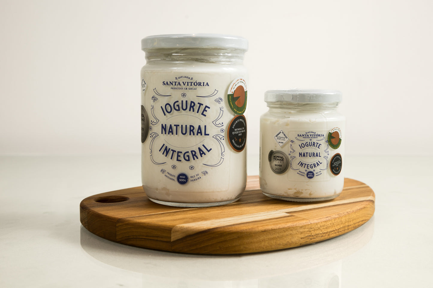 Iogurte Natural Integral Santa Vitória 200g